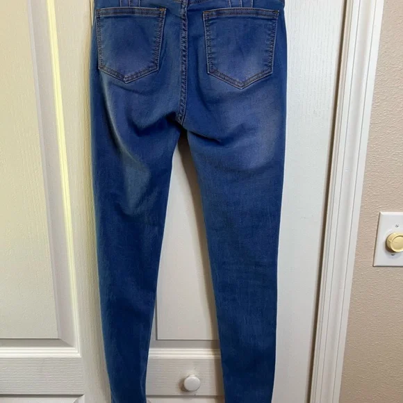 Between Us Jeggings - Picture 2 of 3